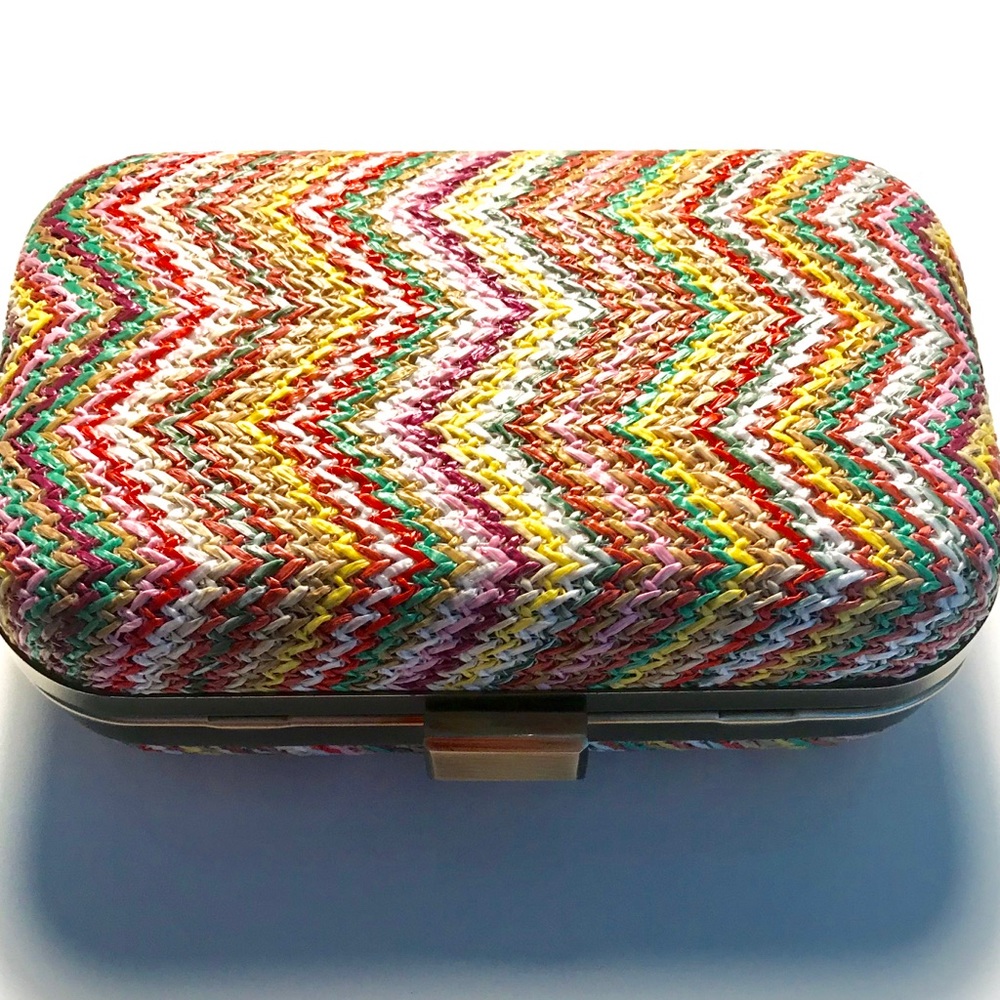 Multi Color Raffia Straw Clutch - Picture 5 of 9